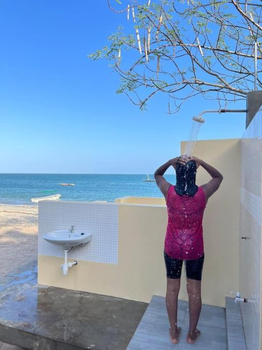 Lui Ushongo Beach House Pangani Exterior foto